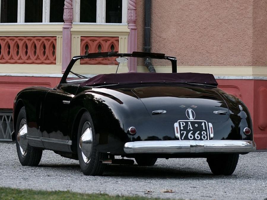  Alfa Romeo 6C 2500 SS Cabriolet 1947 года  (фото 23 из 40)